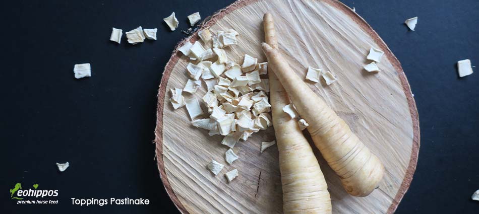 Toppings Pastinake für Pferde als Abwechslung Pferdefutter Eohippos Toppings Pastinake Leckerchen für Pferde getrocknetes Gemüse Leckerli
